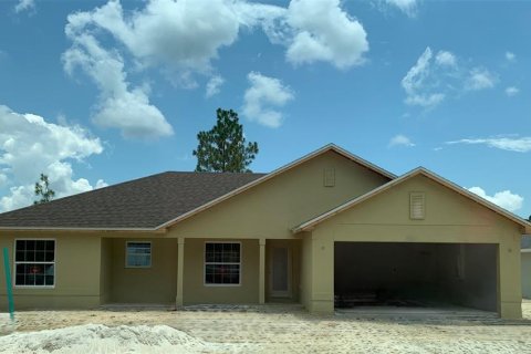 House in Citrus Springs, Florida 3 bedrooms, 143.07 sq.m. № 1915626 - photo 2
