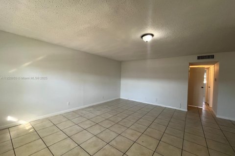 Condo à Lauderhill, Floride, 2 chambres  № 1975186