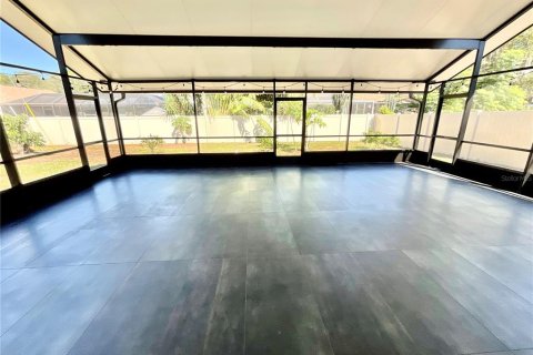 House in Palm Harbor, Florida 3 bedrooms, 140.84 sq.m. № 1901789 - photo 19