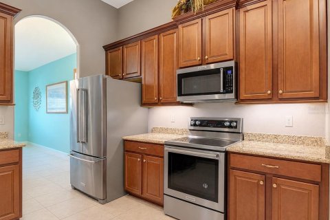 House in Palm Coast, Florida 3 bedrooms, 208.66 sq.m. № 2230649 - photo 12