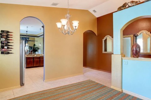 House in Palm Coast, Florida 3 bedrooms, 208.66 sq.m. № 2230649 - photo 6
