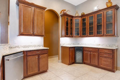 House in Palm Coast, Florida 3 bedrooms, 208.66 sq.m. № 2230649 - photo 14