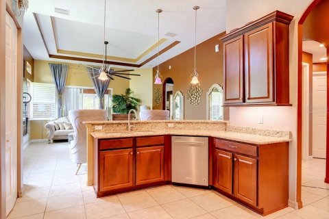 House in Palm Coast, Florida 3 bedrooms, 208.66 sq.m. № 2230649 - photo 15