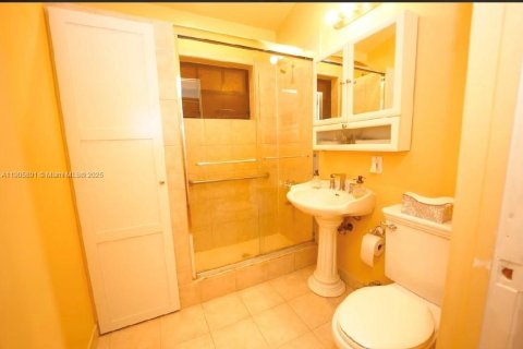 Villa ou maison à vendre à Homestead, Floride: 2 chambres, 86.21 m2 № 1956642 - photo 7