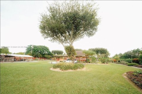 Villa ou maison à vendre à Homestead, Floride: 2 chambres, 86.21 m2 № 1956642 - photo 26
