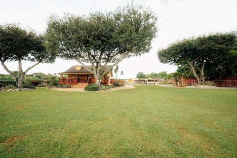 Villa ou maison à vendre à Homestead, Floride: 2 chambres, 86.21 m2 № 1956642 - photo 1