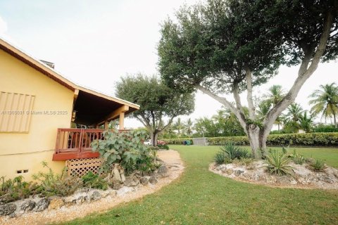 Villa ou maison à vendre à Homestead, Floride: 2 chambres, 86.21 m2 № 1956642 - photo 29