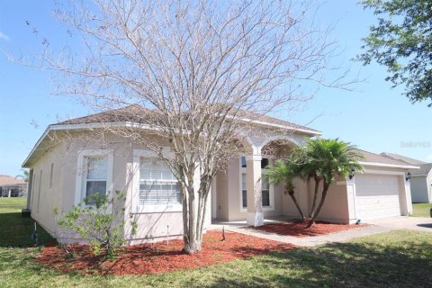 House in Kissimmee, Florida 4 bedrooms, 206.34 sq.m. № 2117246 - photo 4