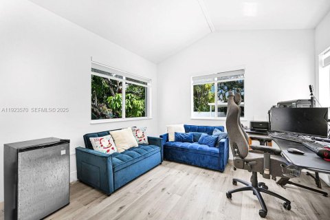 Villa ou maison à louer à Miami, Floride: 3 chambres, 131.74 m2 № 1983819 - photo 30