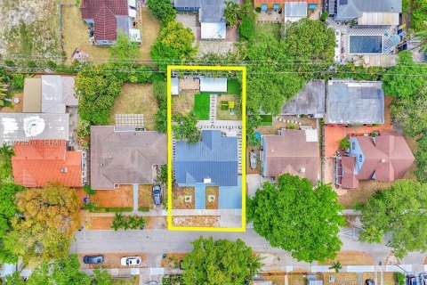 Villa ou maison à louer à Miami, Floride: 3 chambres, 131.74 m2 № 1983819 - photo 5