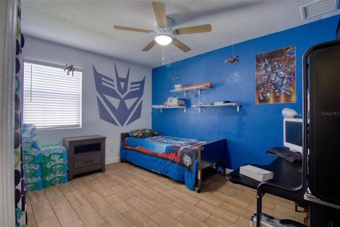 Casa en venta en Tampa, Florida, 4 dormitorios, 144.93 m2 № 1777974 - foto 25