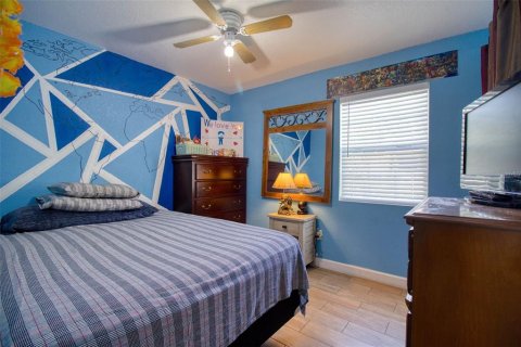 Casa en venta en Tampa, Florida, 4 dormitorios, 144.93 m2 № 1777974 - foto 24