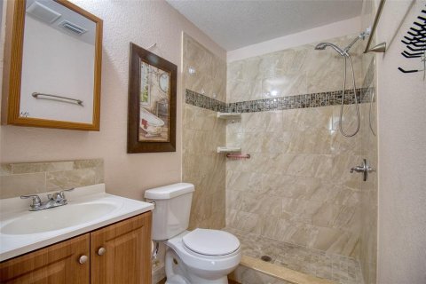 Casa en venta en Tampa, Florida, 4 dormitorios, 144.93 m2 № 1777974 - foto 23