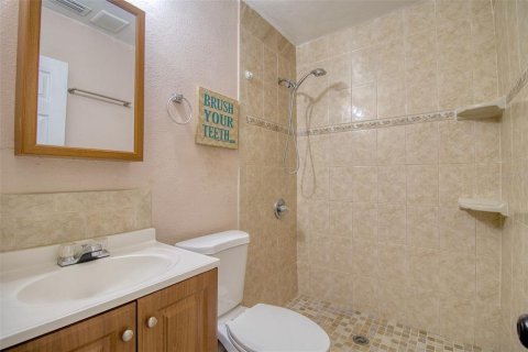 Casa en venta en Tampa, Florida, 4 dormitorios, 144.93 m2 № 1777974 - foto 26