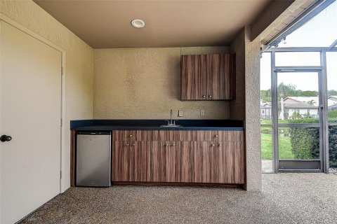 House in Palm Harbor, Florida 2 bedrooms, 151.52 sq.m. № 2416847 - photo 26