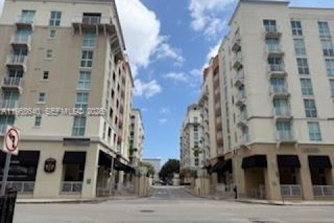 Condo in Miami, Florida, 3 bedrooms  № 2029962 - photo 25