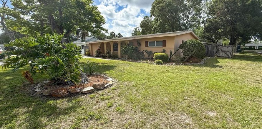 Villa ou maison à New Port Richey, Floride 3 chambres, 120.22 m2 № 1723520