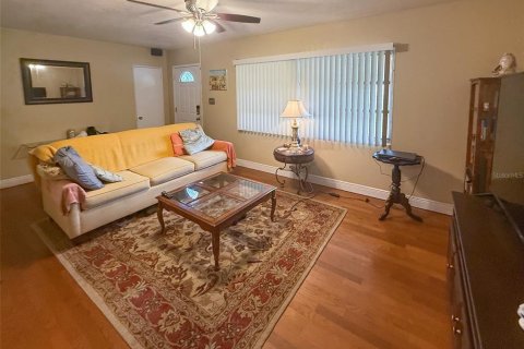Villa ou maison à vendre à New Port Richey, Floride: 3 chambres, 120.22 m2 № 1723520 - photo 6