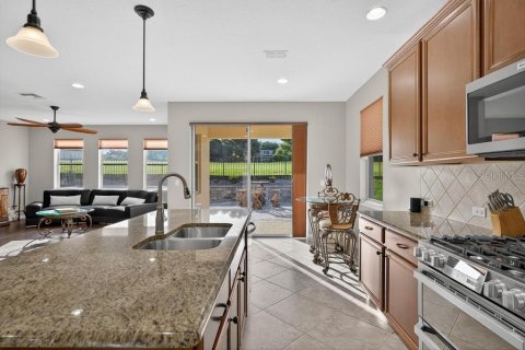House in Mount Dora, Florida 4 bedrooms, 307.23 sq.m. № 1812562 - photo 24