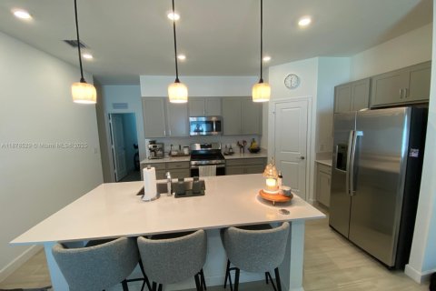 Villa ou maison à louer à Port St. Lucie, Floride: 4 chambres, 168.52 m2 № 1922186 - photo 16