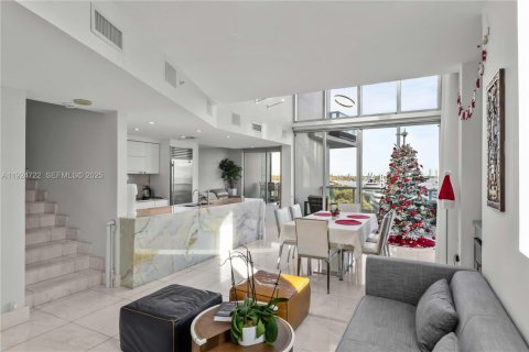 Copropriété à louer à Miami, Floride: 2 chambres, 171.78 m2 № 1984603 - photo 3