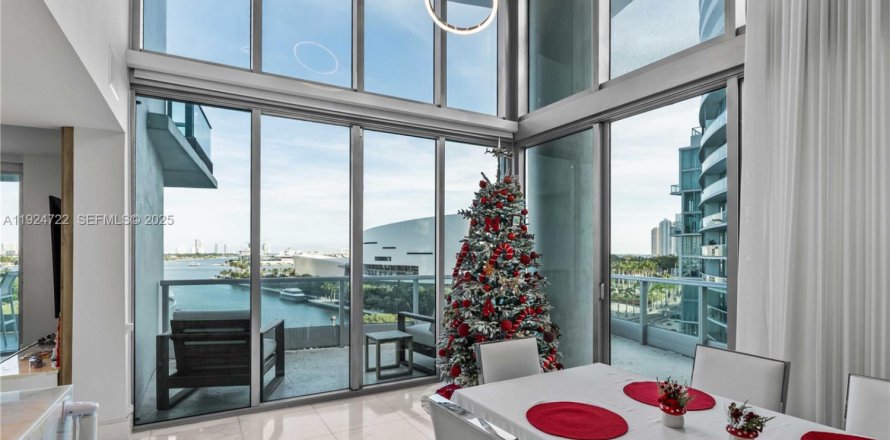 Condo à Miami, Floride, 2 chambres  № 1984603