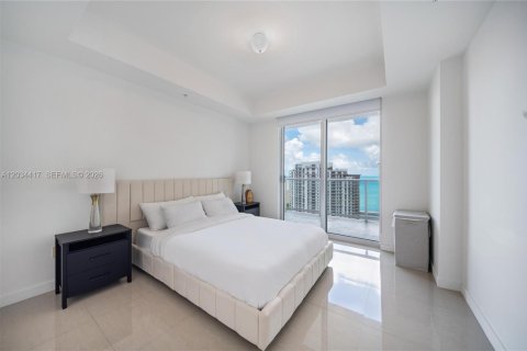 Condo in Miami, Florida, 2 bedrooms № 2256406 - photo 8