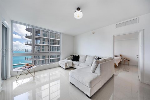 Condo in Miami, Florida, 2 bedrooms № 2256406 - photo 4