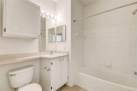 Condo in Maitland, Florida, 1 bedroom  № 1789848 - photo 8
