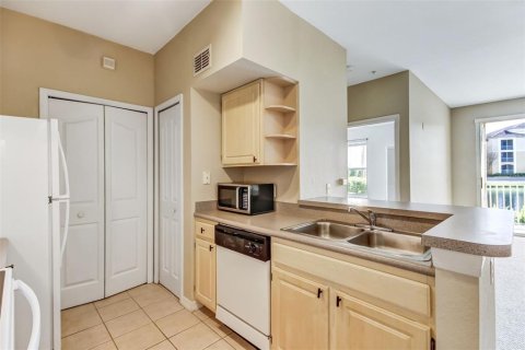 Condo in Maitland, Florida, 1 bedroom  № 1789848 - photo 10