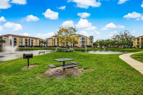 Condo in Maitland, Florida, 1 bedroom  № 1789848 - photo 12