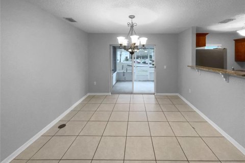 Townhouse in Kissimmee, Florida 3 bedrooms, 158.21 sq.m. № 1564078 - photo 12