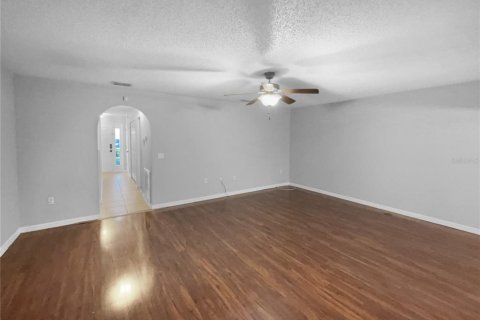Townhouse in Kissimmee, Florida 3 bedrooms, 158.21 sq.m. № 1564078 - photo 11