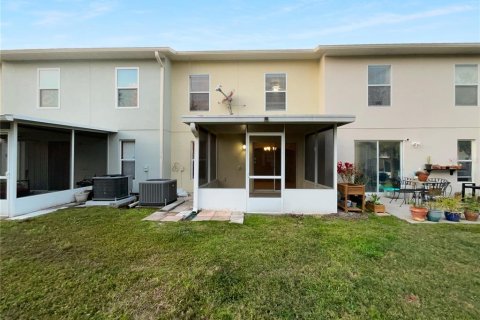 Townhouse in Kissimmee, Florida 3 bedrooms, 158.21 sq.m. № 1564078 - photo 8