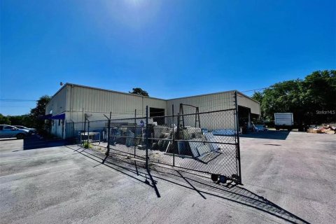 Commercial property in Bradenton, Florida 1347.08 sq.m. № 2098022 - photo 2