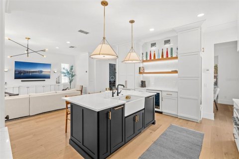 Villa ou maison à vendre à Orlando, Floride: 4 chambres, 290.13 m2 № 2149436 - photo 23