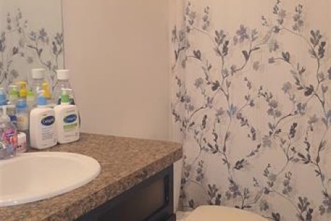 Townhouse in Wesley Chapel, Florida 3 bedrooms, 155.43 sq.m. № 2121587 - photo 18
