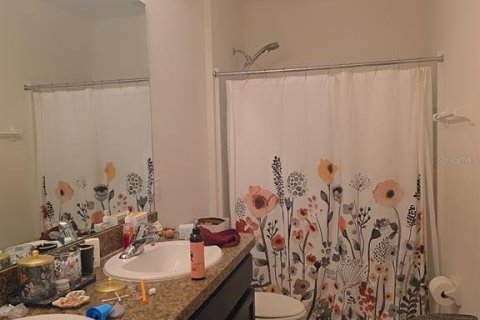 Townhouse in Wesley Chapel, Florida 3 bedrooms, 155.43 sq.m. № 2121587 - photo 17