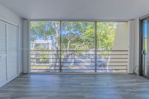 Снять в аренду кондоминиум в Авентура, Флорида 3 спальни, 128.21м2, № 2005359 - фото 26