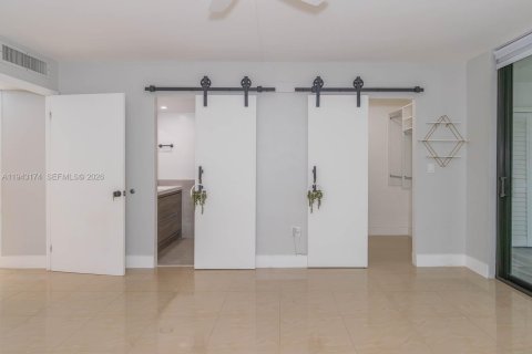 Снять в аренду кондоминиум в Авентура, Флорида 3 спальни, 128.21м2, № 2005359 - фото 20