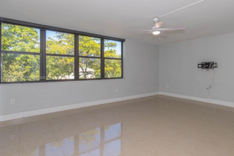 Снять в аренду кондоминиум в Авентура, Флорида 3 спальни, 128.21м2, № 2005359 - фото 30