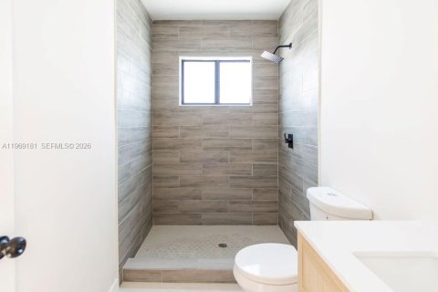 Casa en venta en Hialeah, Florida, 3 dormitorios, 93.09 m2 № 2031221 - foto 22