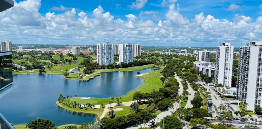 Condo in Aventura, Florida, 2 bedrooms  № 1890975