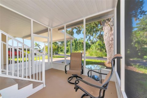 Apartamento en alquiler en Ellenton, Florida, 2 dormitorios, 89.19 m2 № 1911189 - foto 4