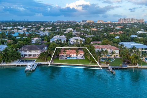 Villa ou maison à vendre à Key Biscayne, Floride: 5 chambres, 286.6 m2 № 2307389 - photo 9