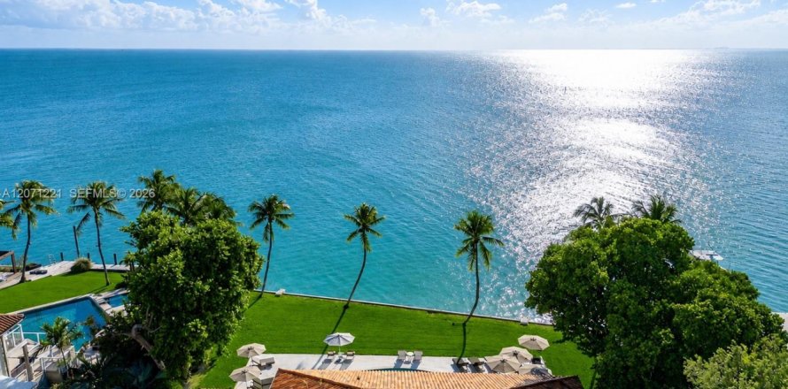 Villa ou maison à Key Biscayne, Floride 5 chambres, 286.6 m2 № 2307389