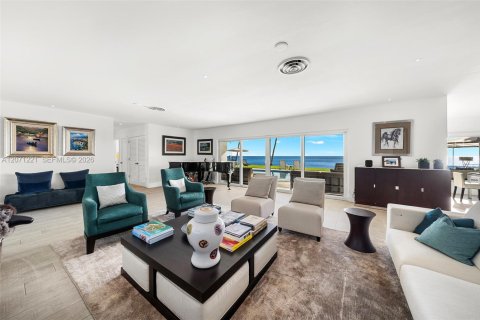 Villa ou maison à vendre à Key Biscayne, Floride: 5 chambres, 286.6 m2 № 2307389 - photo 15