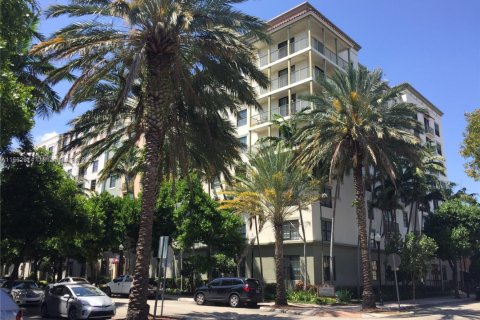 Condo in Hollywood, Florida, 1 bedroom  № 1763978 - photo 1