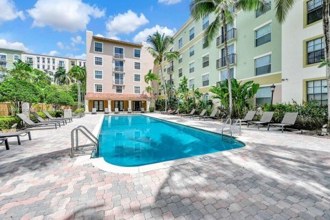 Condo in Hollywood, Florida, 1 bedroom  № 1763978 - photo 7