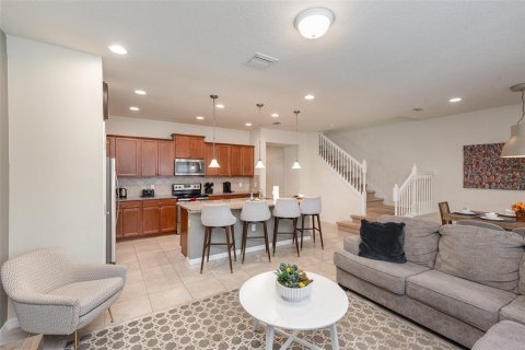 Touwnhouse à louer à Kissimmee, Floride: 5 chambres, 210.24 m2 № 2427452 - photo 5